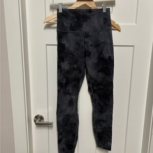 Lululemon Wunder Train High Rise Tight 25”
